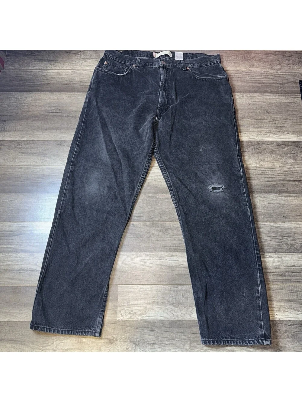 Levi’s 505 Regular Fit Black Jeans Men’s 40x30 Straight Leg Distressed
